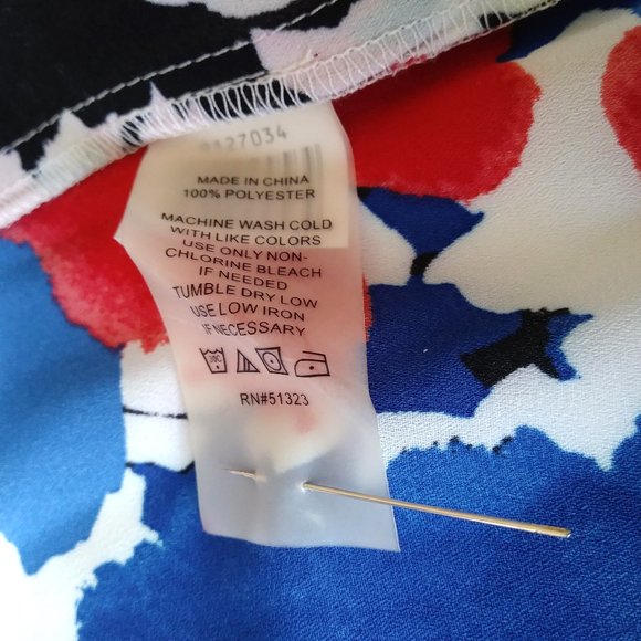 Vince Camuto Nautical Bloom Women's Cold Shoulder Multicolor Blouse Top- Size S - Picture 9 of 9